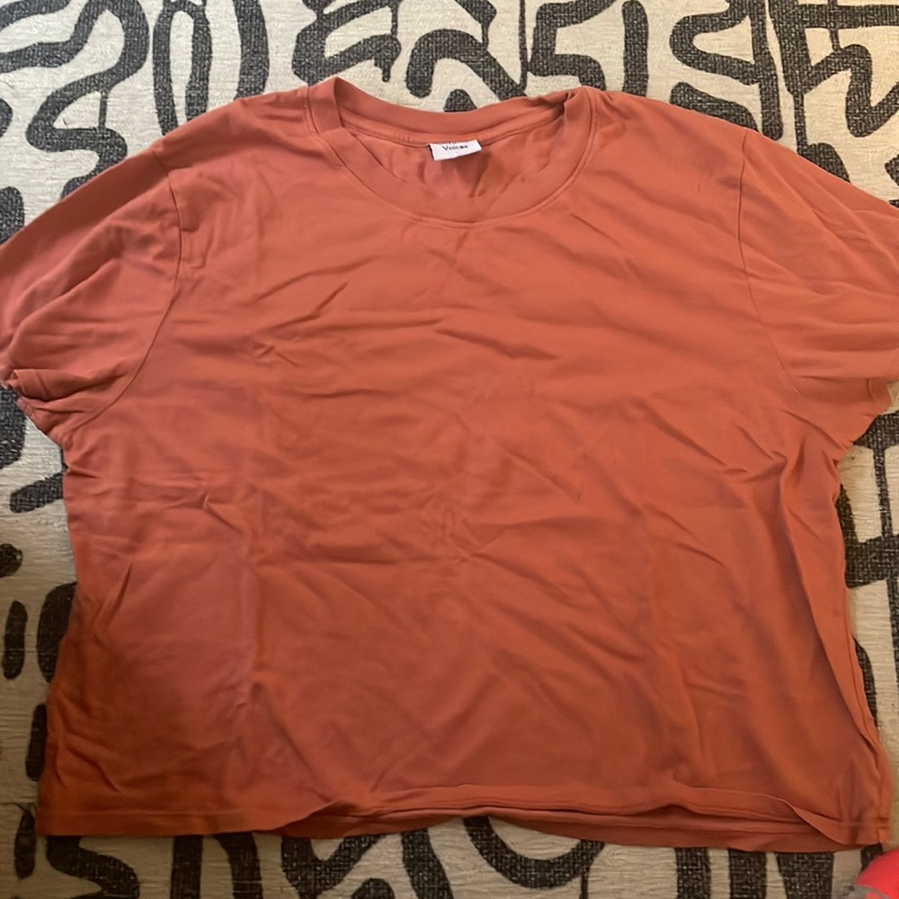 OV Shortsleeved Cropped Tee